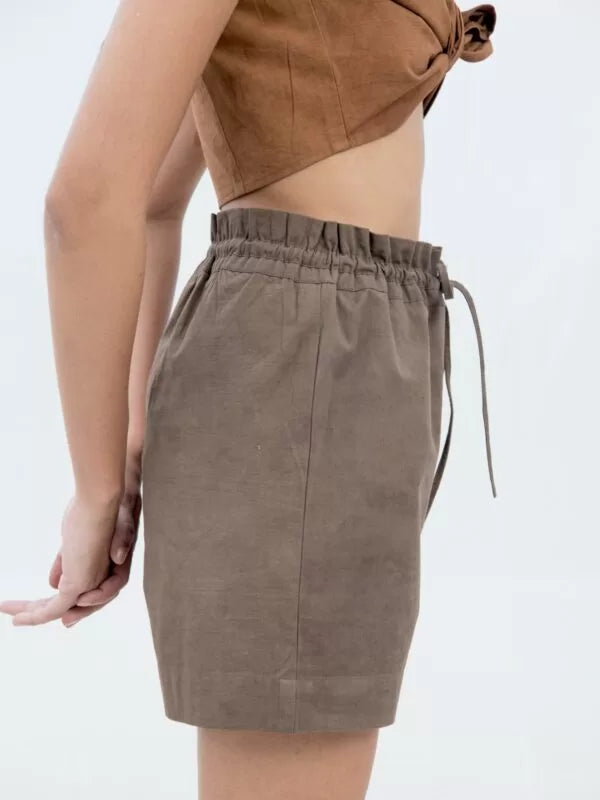 Laura – Pantalones cortos con cordón